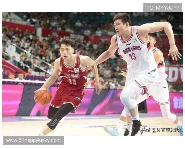 中国篮球超级联赛新赛季揭幕战精彩纷呈 多队新援亮相引发球迷热议