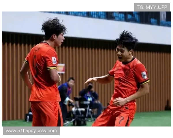 中国足球新星崭露头角,助力国家队冲击世界杯资格赛 中国足球新星崭露头角,助力国家队冲击世界杯资格赛