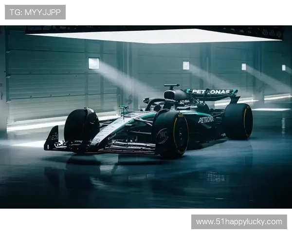 F1车队争夺激烈 赛季末大战引发全球车迷热议