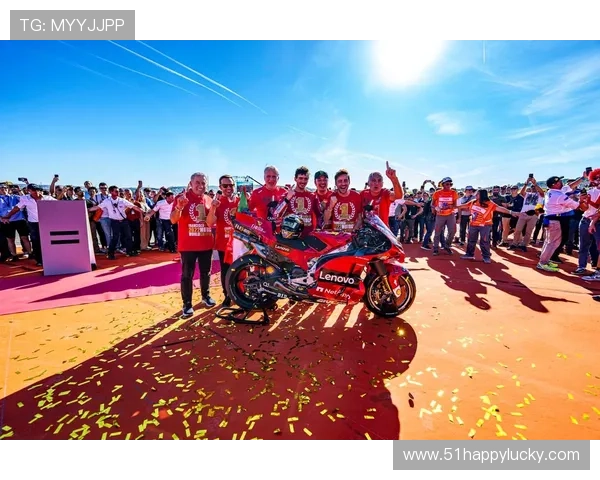 MotoGP赛季激战正酣 多支车队新星崭露头角 引爆全球关注