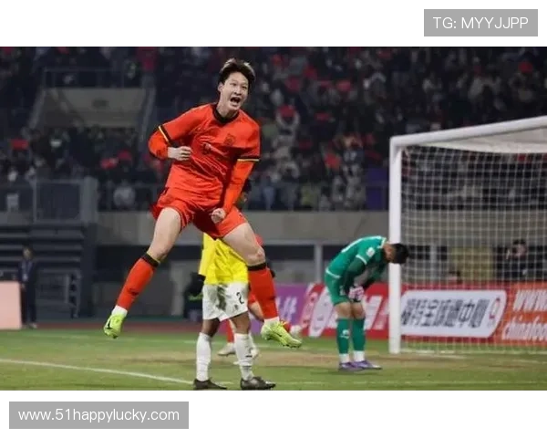 中国男足新帅上任首战即迎强敌 全力冲击世界杯预选赛名额